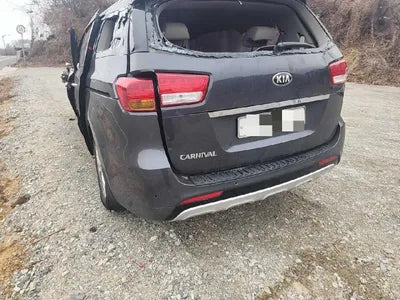 2017 Kia Carnival VIN: