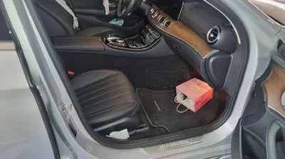 2017 Mercedes-Benz E 300 VIN: