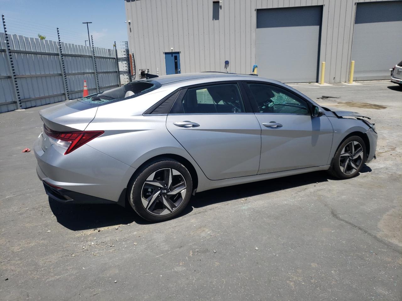 2022 HYUNDAI ELANTRA LIMITED VIN:5NPLP4AG2NH083226