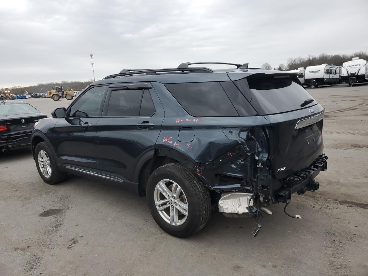 2022 FORD EXPLORER XLT VIN:1FMSK8DH6NGC09822
