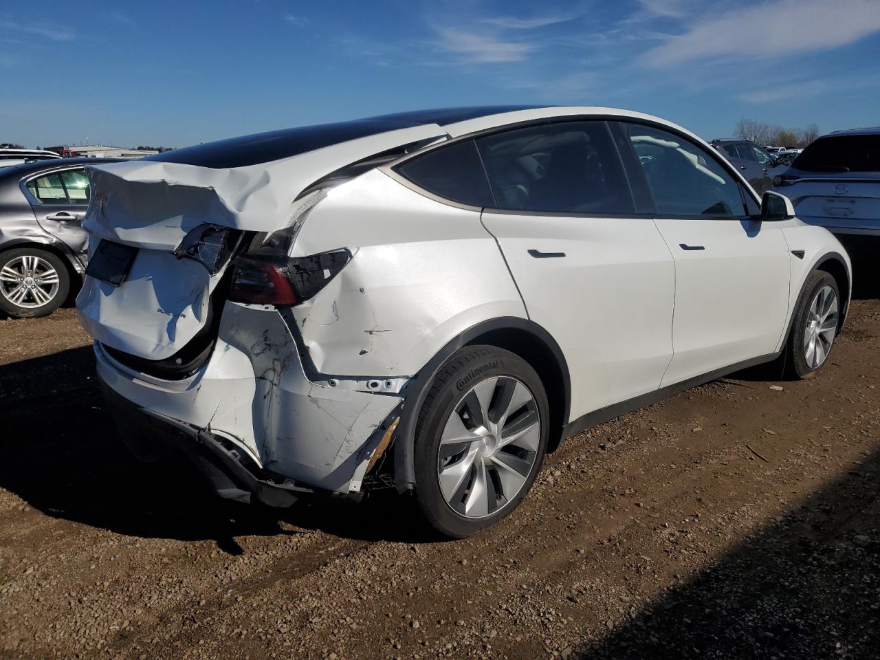 2023 TESLA MODEL Y  VIN:7SAYGDEE8PF749346