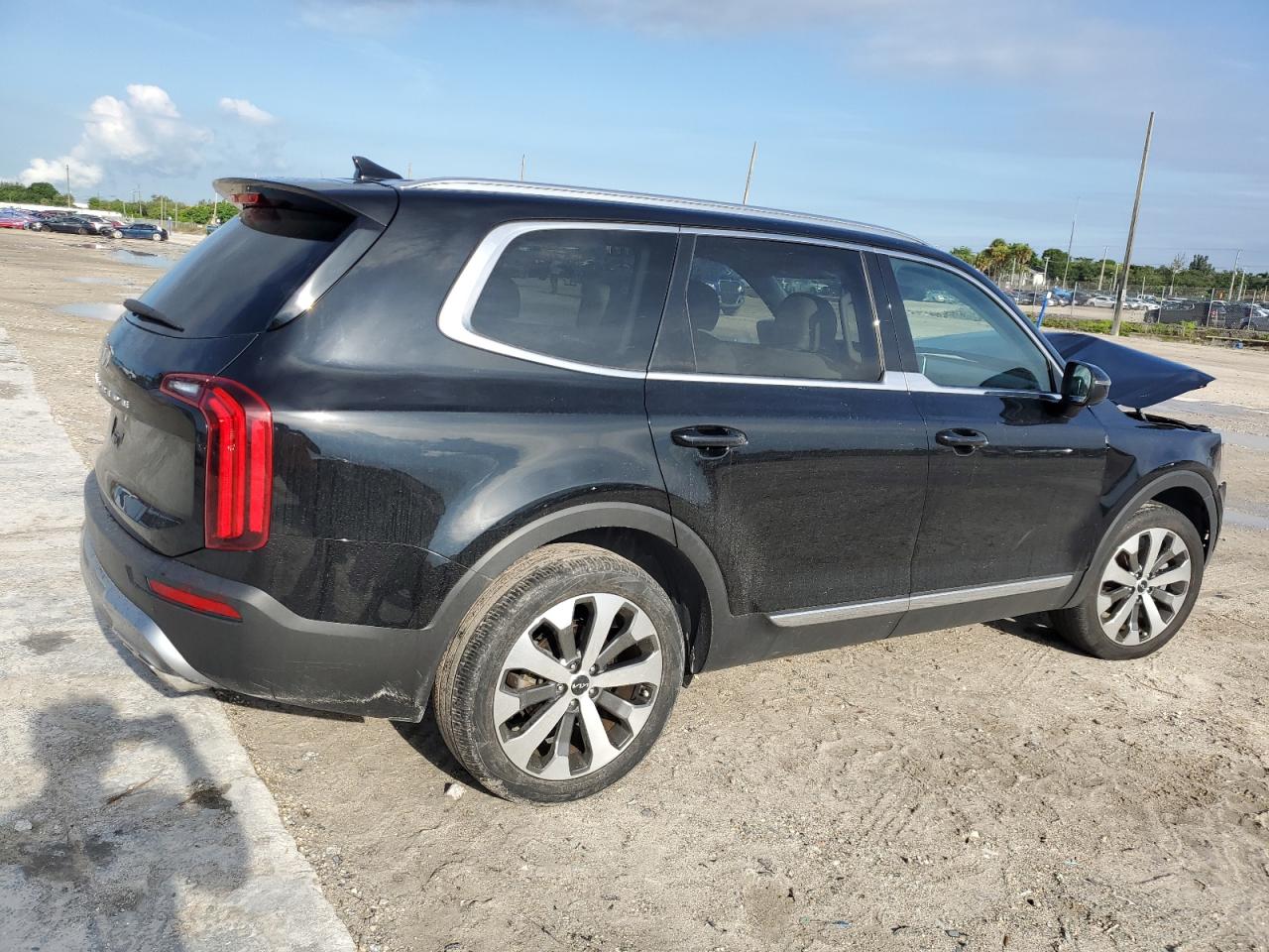 2022 KIA TELLURIDE EX VIN:5XYP34HC5NG247737