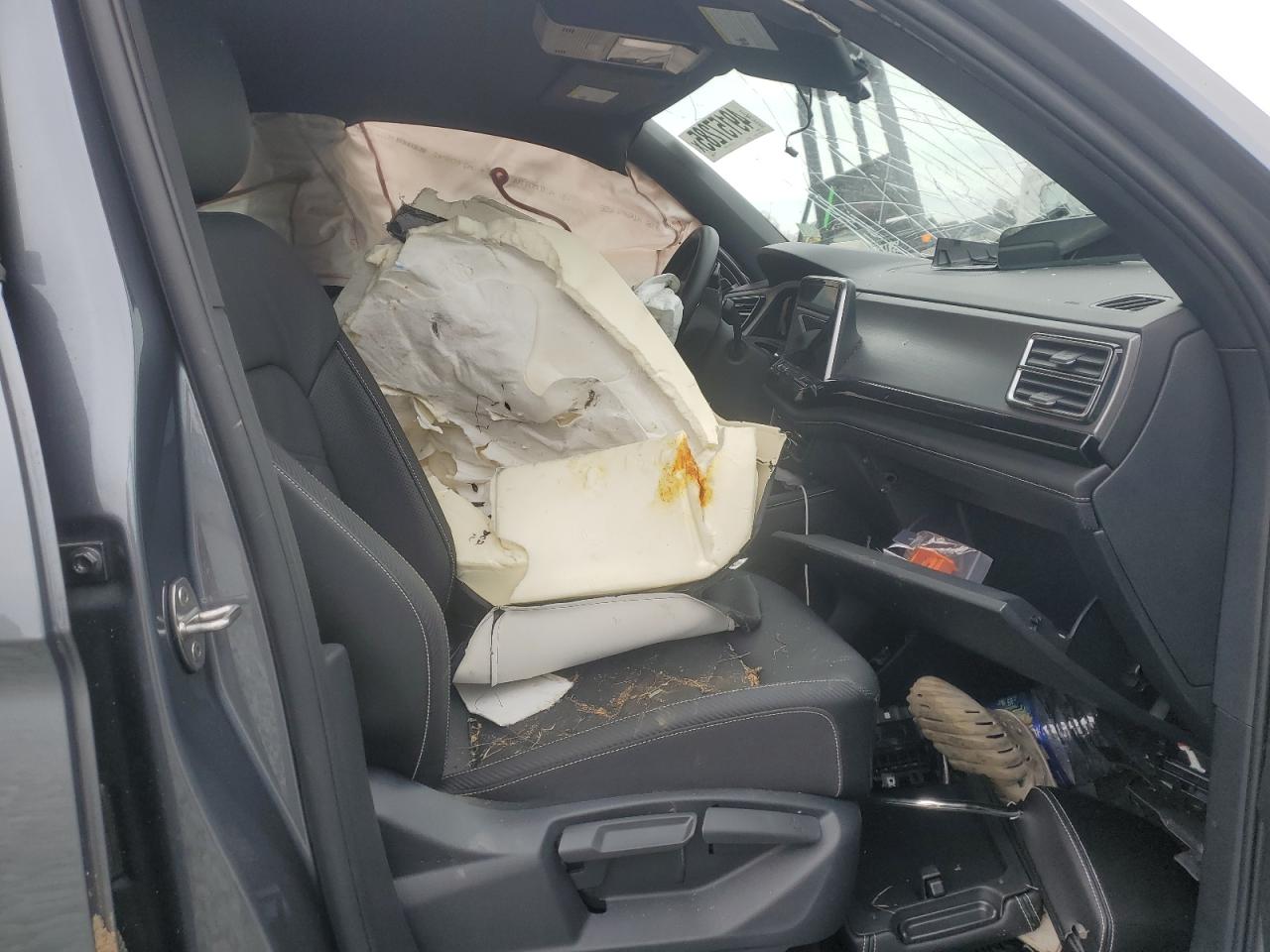 2024 VOLKSWAGEN ATLAS CROSS SPORT SE VIN:1V2LE2CA2RC203724