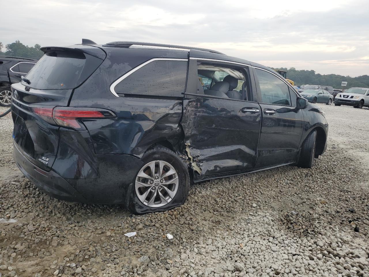 2022 TOYOTA SIENNA XLE VIN:5TDYRKEC6NS112524