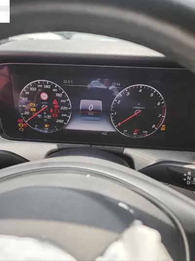 2017 Mercedes-Benz E 300 VIN: