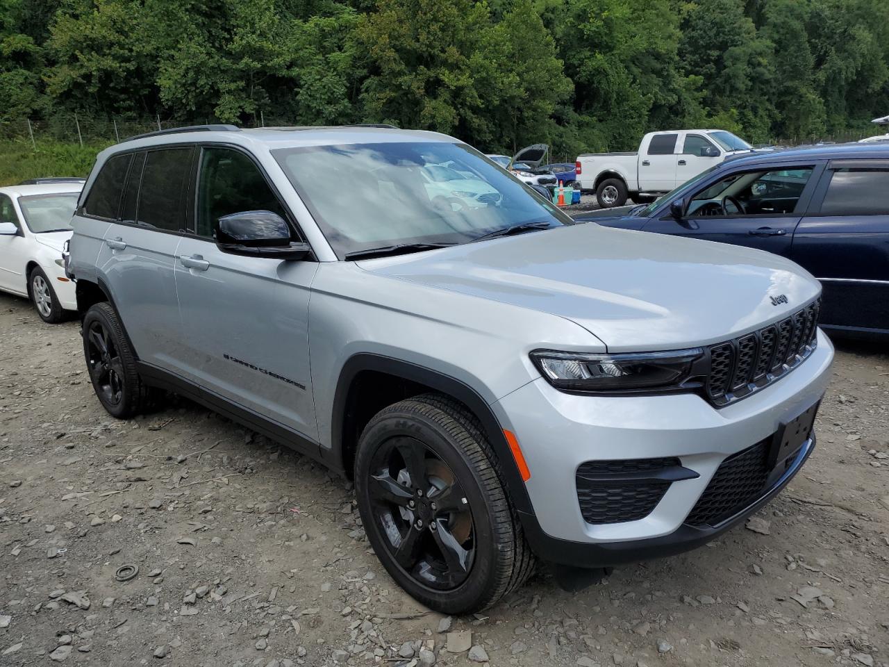 2024 JEEP GRAND CHEROKEE LAREDO VIN:1C4RJHAGXRC238738