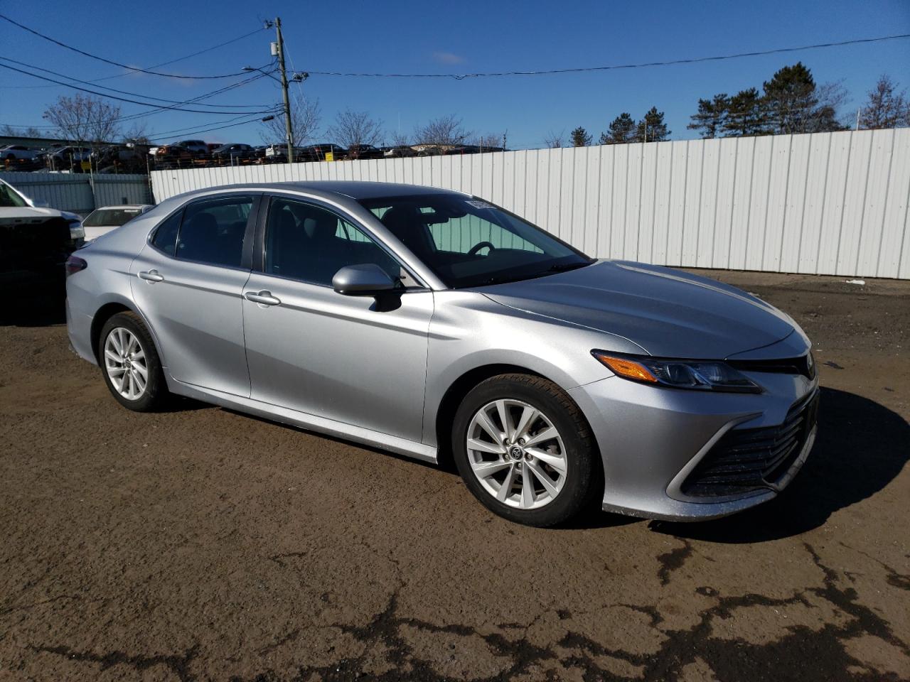 2022 TOYOTA CAMRY LE VIN:4T1C11BKXNU065254