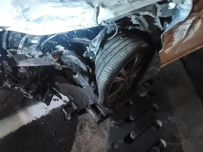 2015 Mercedes-Benz E 220 WDDHF0AB8GB260944 VIN:WDDHF0AB8GB260944