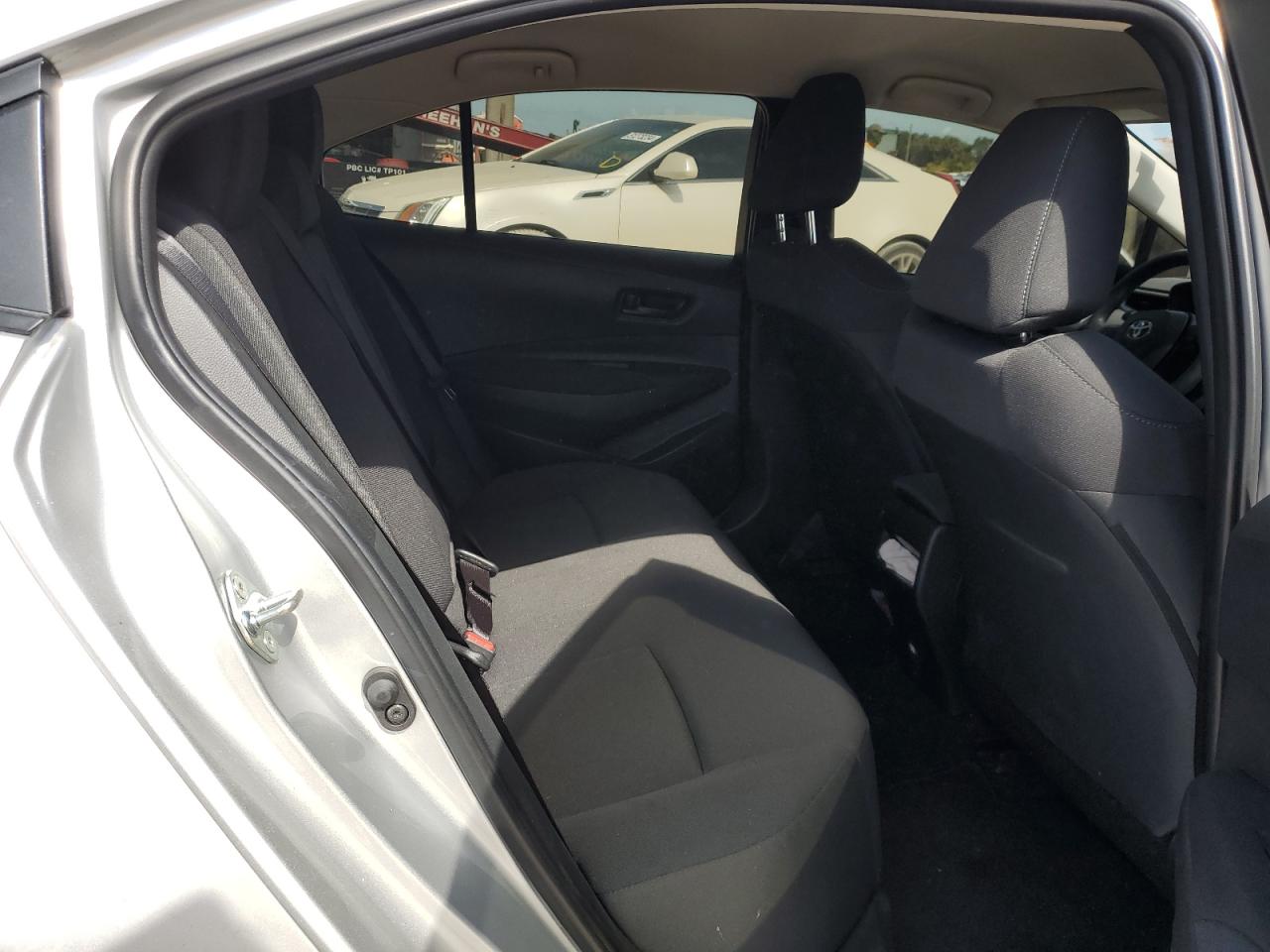 2022 TOYOTA COROLLA LE VIN:JTDEPMAE7N3030668