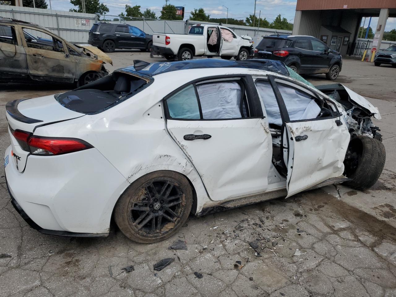 2022 TOYOTA COROLLA XSE VIN:5YFT4MCE6NP130992