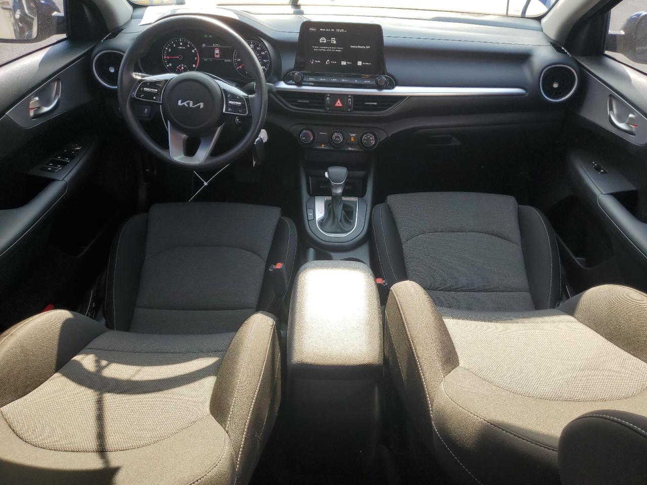 2022 KIA FORTE FE VIN:3KPF24AD3NE460796