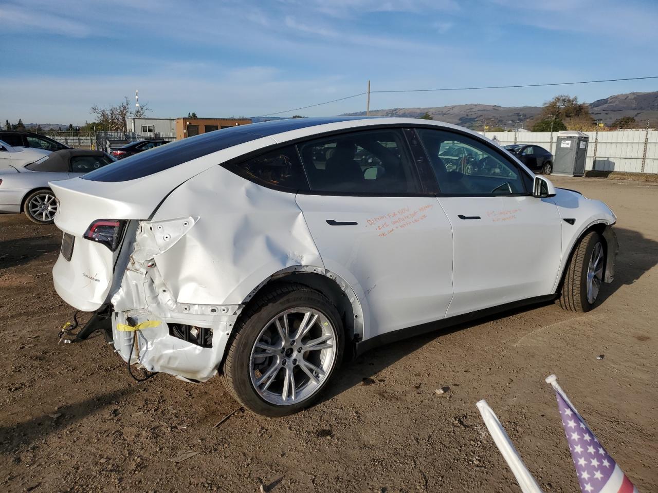 2022 TESLA MODEL Y  VIN:7SAYGDEE7NF457930