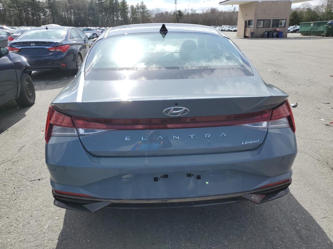 2022 HYUNDAI ELANTRA LIMITED VIN:KMHLP4AG8NU303888