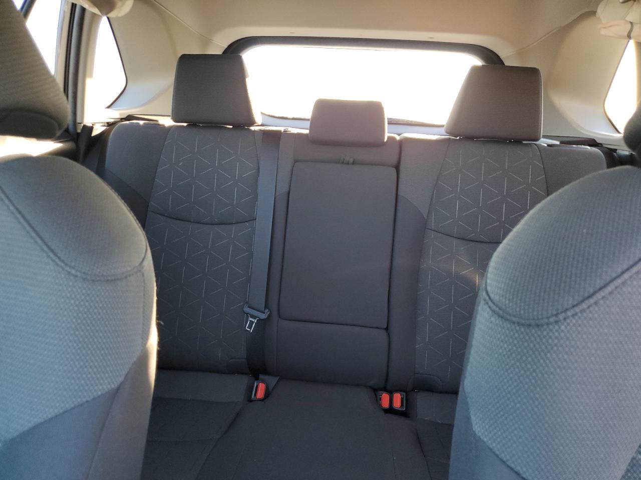 2022 TOYOTA RAV4 XLE VIN:2T3W1RFV3NW188160