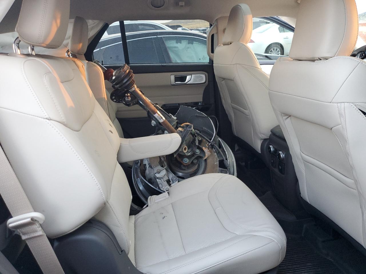 2024 FORD EXPLORER PLATINUM VIN:1FM5K8HC3RGA31420