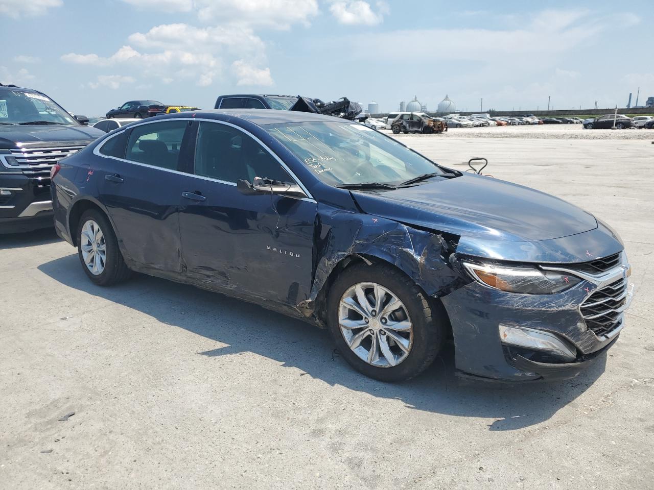 2022 CHEVROLET MALIBU LT VIN:1G1ZD5ST3NF118377