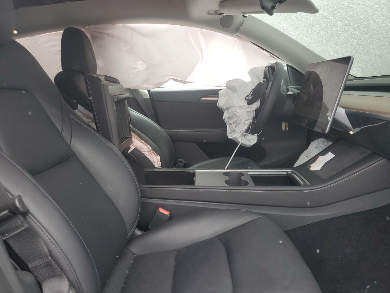 2024 TESLA MODEL Y  VIN:7SAYGDEE9RF984146