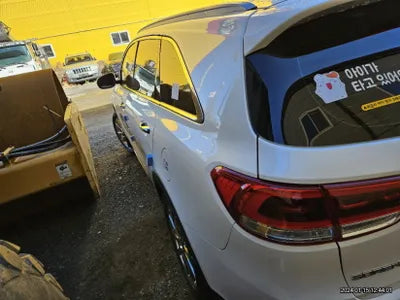 2017 Kia Sorento KNAPS81BBHA333163 VIN:KNAPS81BBHA333163