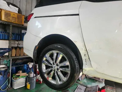 2017 Kia Carnival VIN: