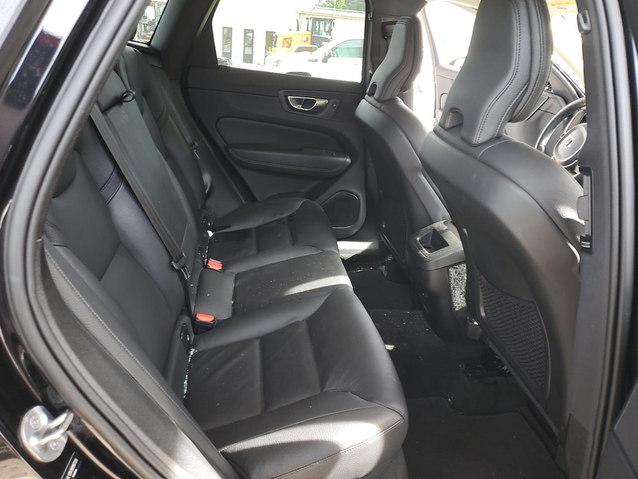 2022 VOLVO XC60 B5 MOMENTUM VIN:YV4L12DK9N1987326