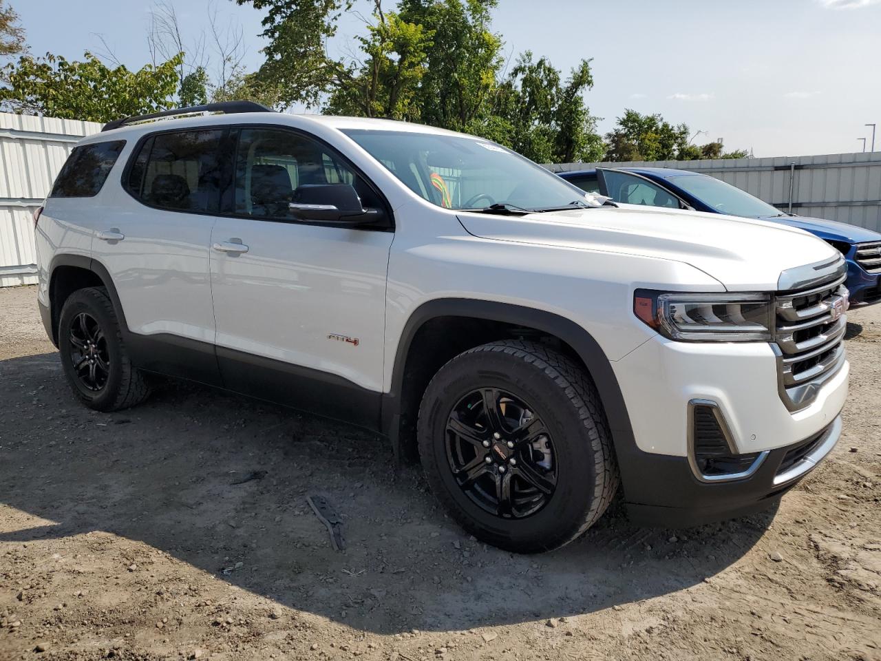 2022 GMC ACADIA AT4 VIN:1GKKNLLS4NZ115653