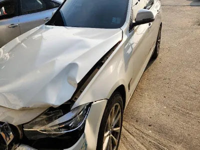 2016 BMW 320 WBA8Y7109GGJ86574 VIN:WBA8Y7109GGJ86574