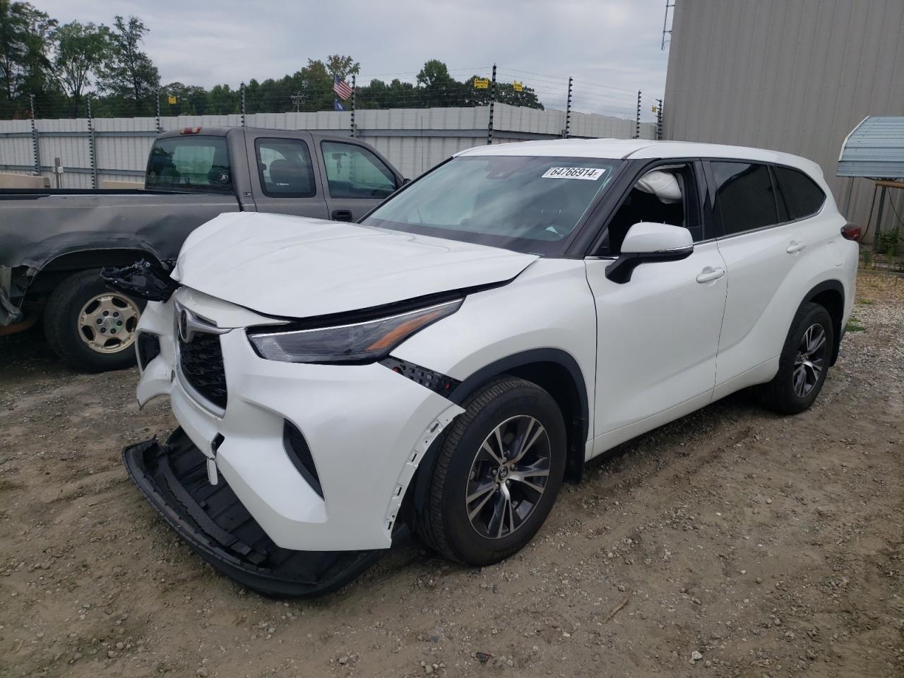 2022 TOYOTA HIGHLANDER L VIN:5TDCZRBH1NS216485