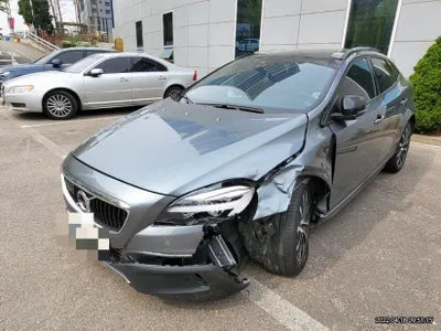 2019 Volvo V40 YV1MZ72K0K2185735 VIN:YV1MZ72K0K2185735