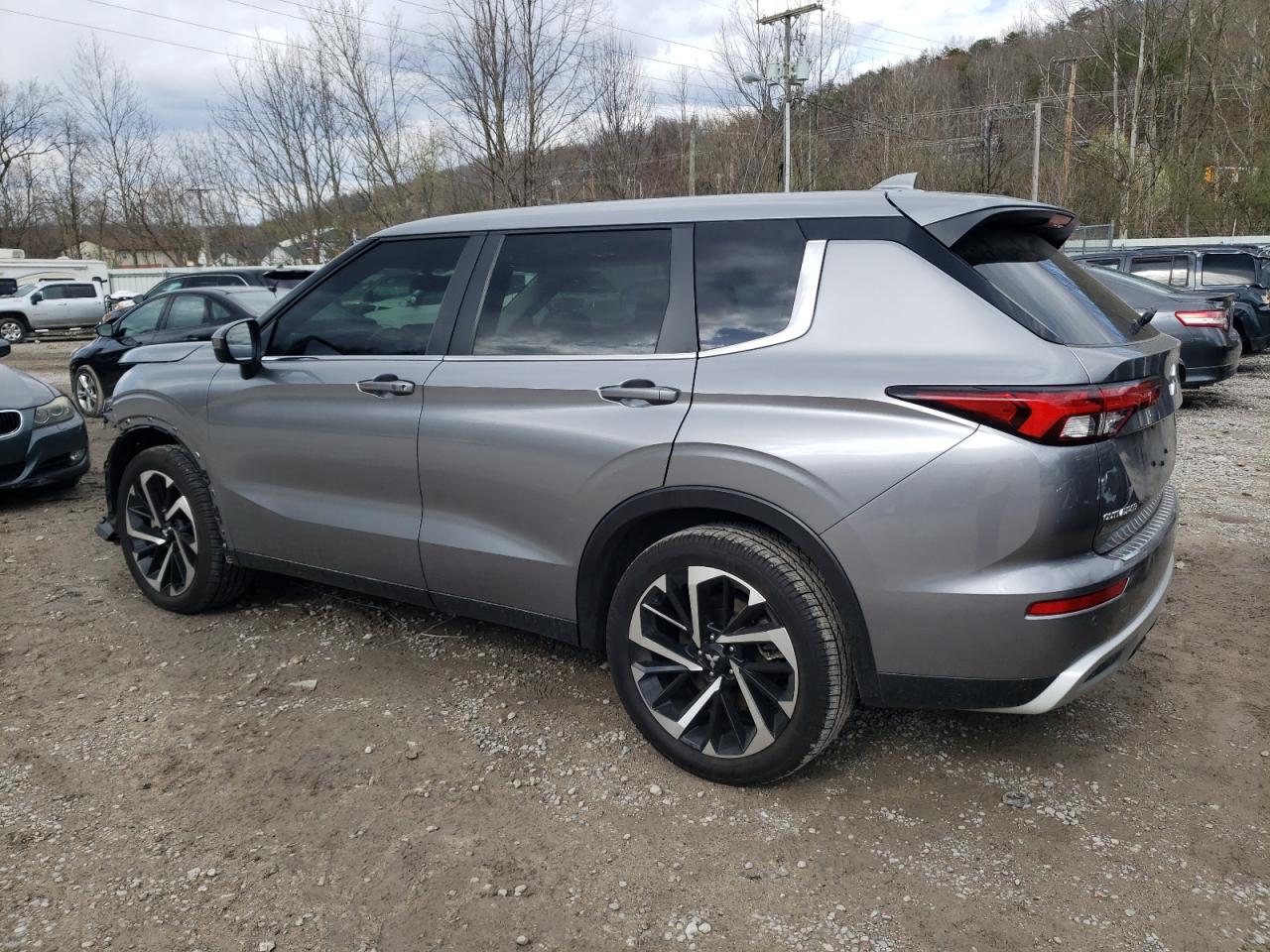 2022 MITSUBISHI OUTLANDER SE VIN:JA4J4UA87NZ047821