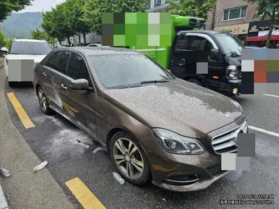 2014 Mercedes-Benz E 220 VIN: