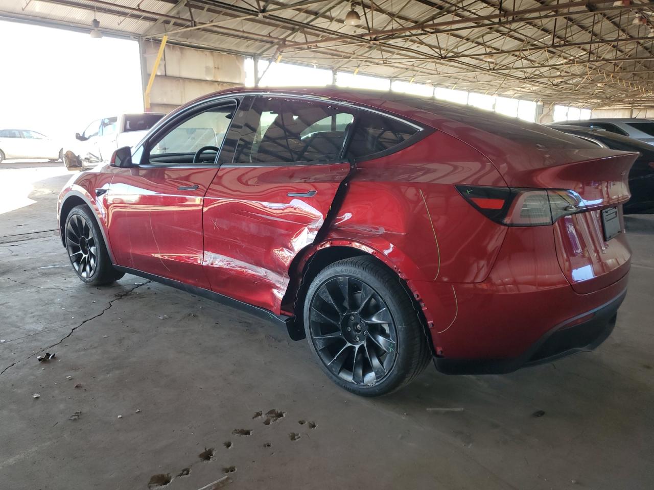 2024 TESLA MODEL Y  VIN:7SAYGDEE0RA276400