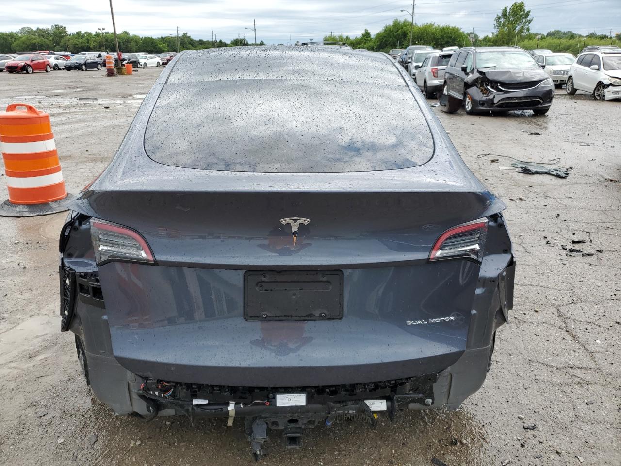 2023 TESLA MODEL Y  VIN:7SAYGDEE5PA178024