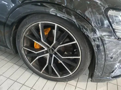 2020 Audi e-tron VIN: