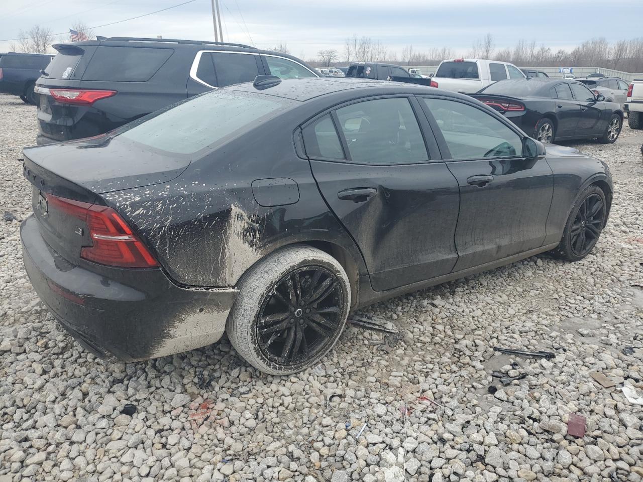 2022 VOLVO S60 T8 RECHARGE R-DESIGN VIN:7JRH60FD3NG192526