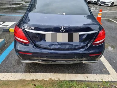 2018 Mercedes-Benz E 200 WDDZF4CB7JA403372 VIN:WDDZF4CB7JA403372