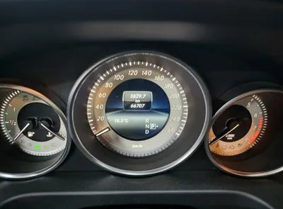 2015 Mercedes-Benz E 400 VIN: