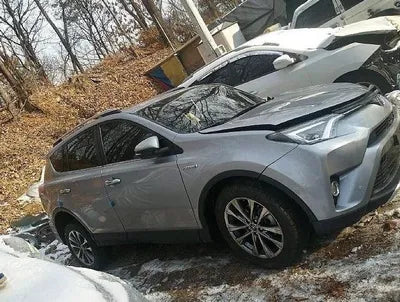 2018 Toyota RAV4 VIN:
