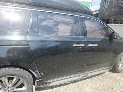 2018 Kia Carnival KNAME81ABJS435837 VIN:KNAME81ABJS435837