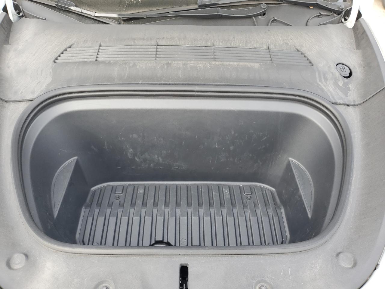 2023 TESLA MODEL Y  VIN:7SAYGDEE8PA151254
