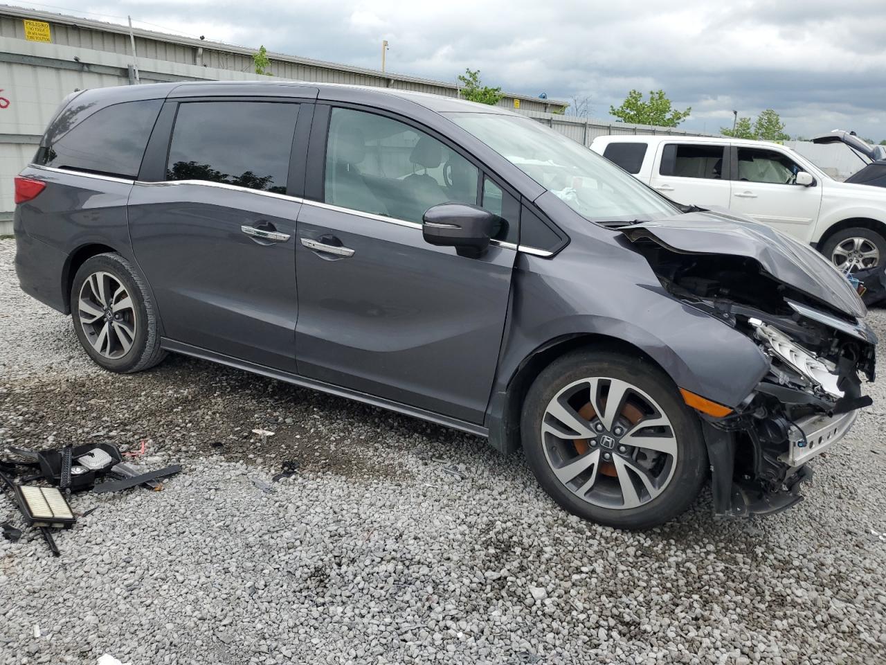 2022 HONDA ODYSSEY TOURING VIN:5FNRL6H88NB058345