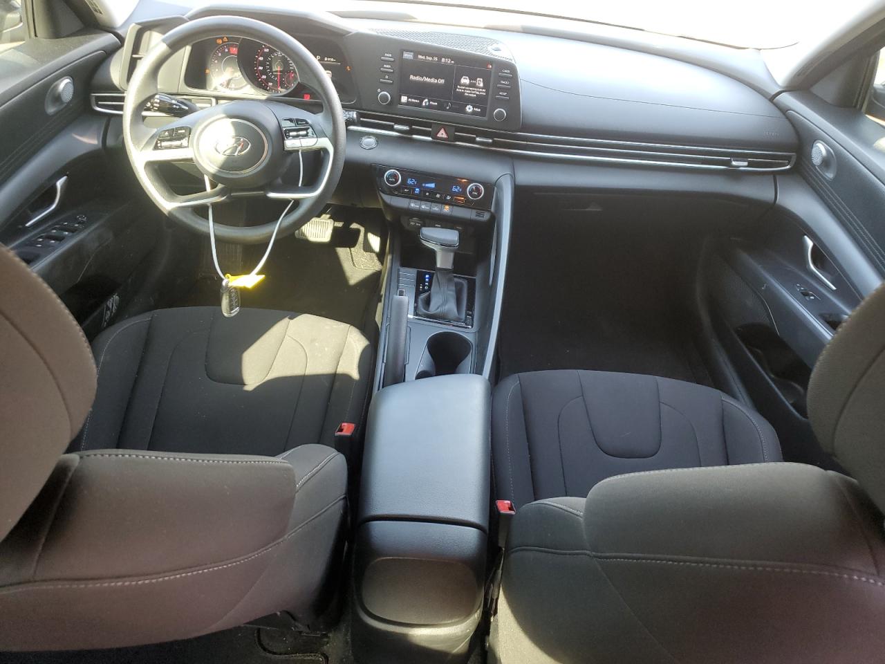 2022 HYUNDAI ELANTRA SEL VIN:KMHLM4AG1NU217377