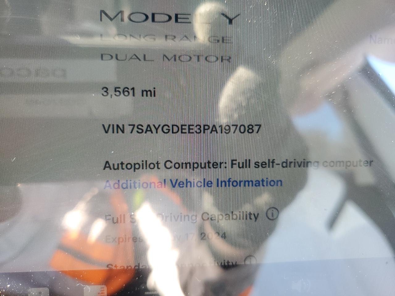 2023 TESLA MODEL Y  VIN:7SAYGDEE3PA197087