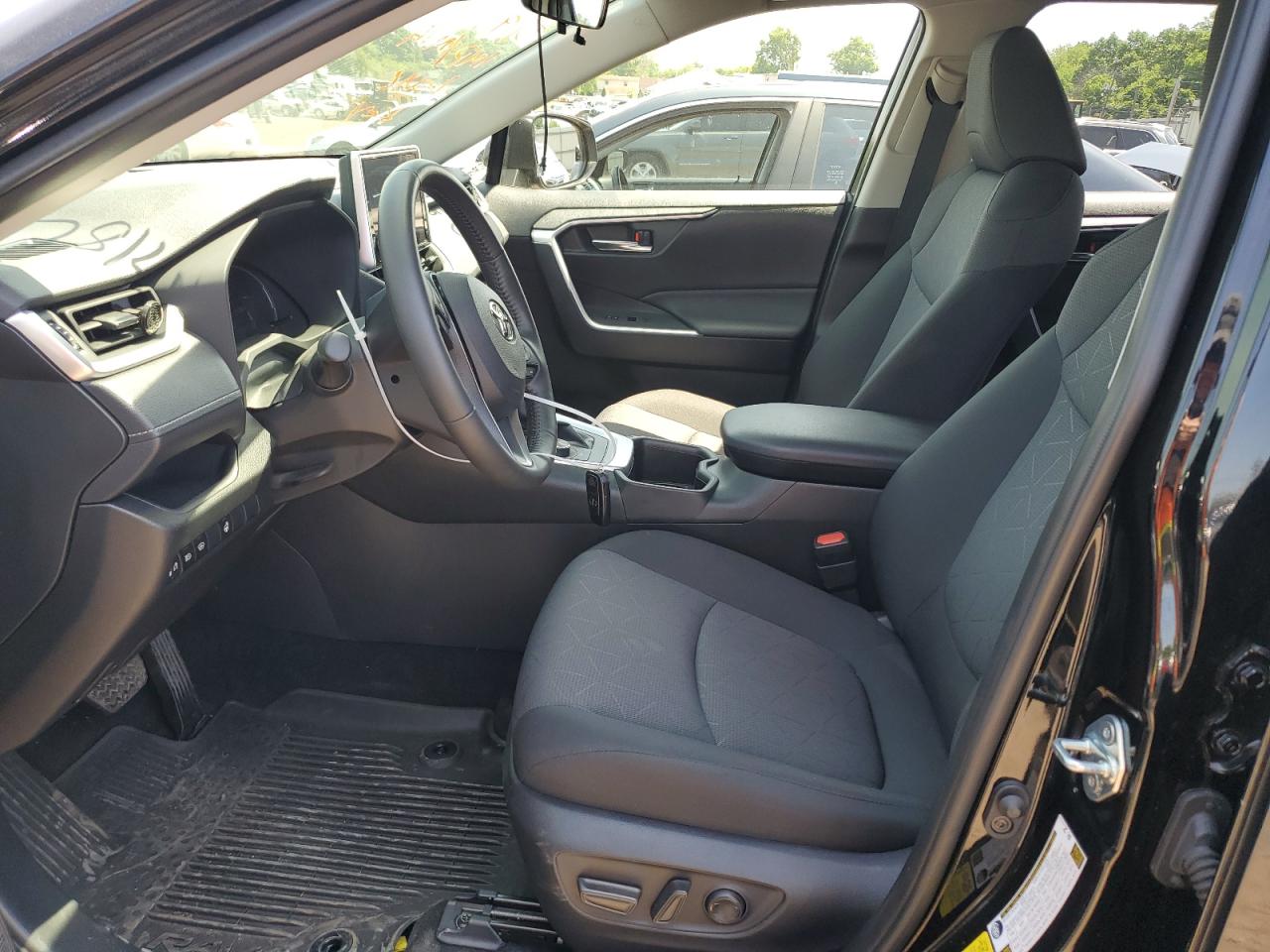 2023 TOYOTA RAV4 XLE VIN:JTMRWRFVXPD187814