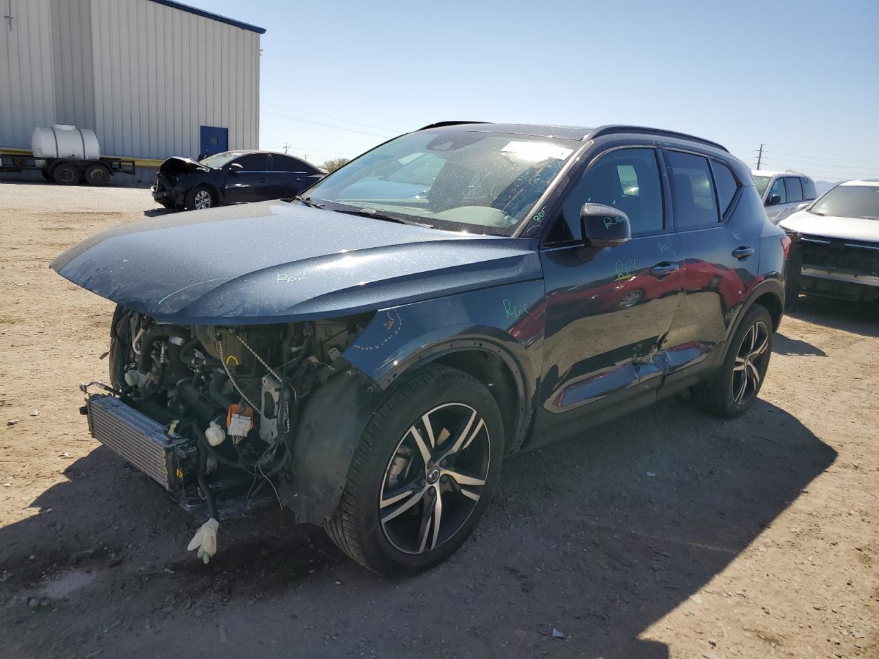 2022 VOLVO XC40 T5 R-DESIGN VIN:YV4162UM5N2695970