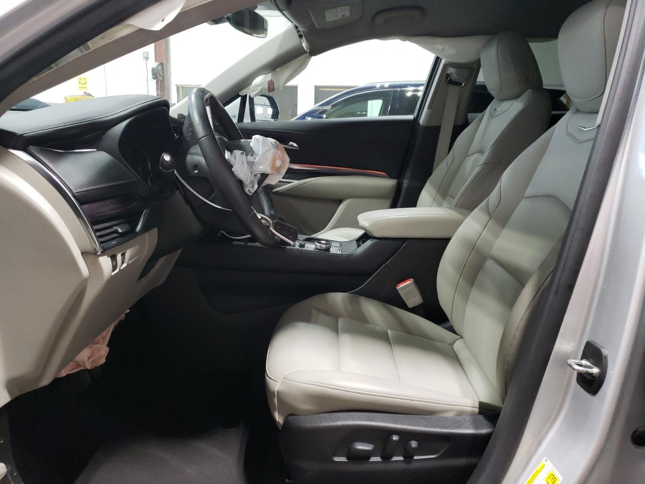 2022 CADILLAC XT4 LUXURY VIN:1GYFZBR49NF105717