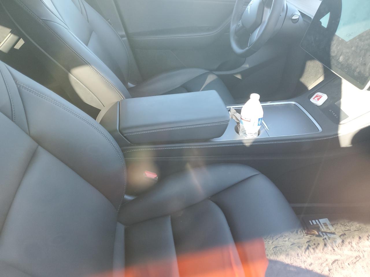 2022 TESLA MODEL Y  VIN:7SAYGDEF7NF456561