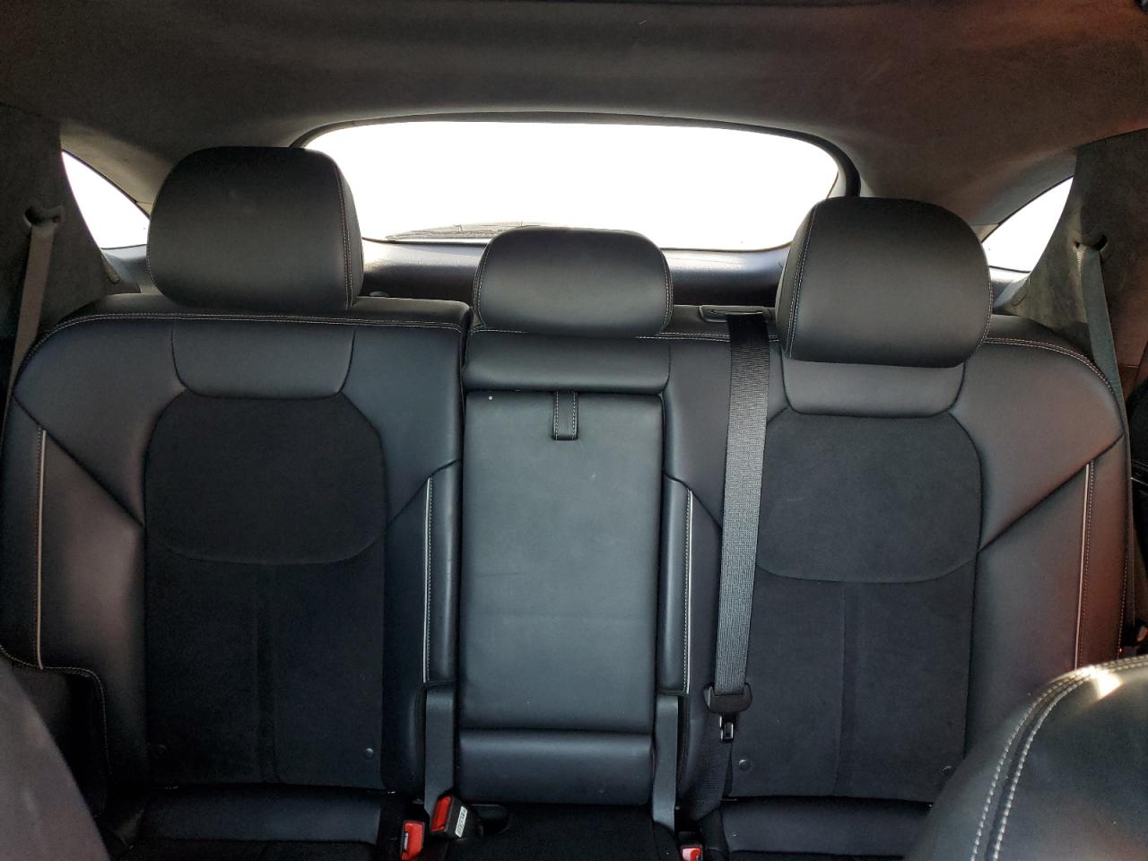 2022 GENESIS GV70 BASE VIN:KMUMCDTC6NU042658