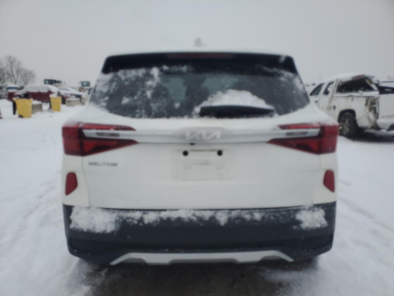 2023 KIA SELTOS LX VIN:KNDEPCAA4P7450097