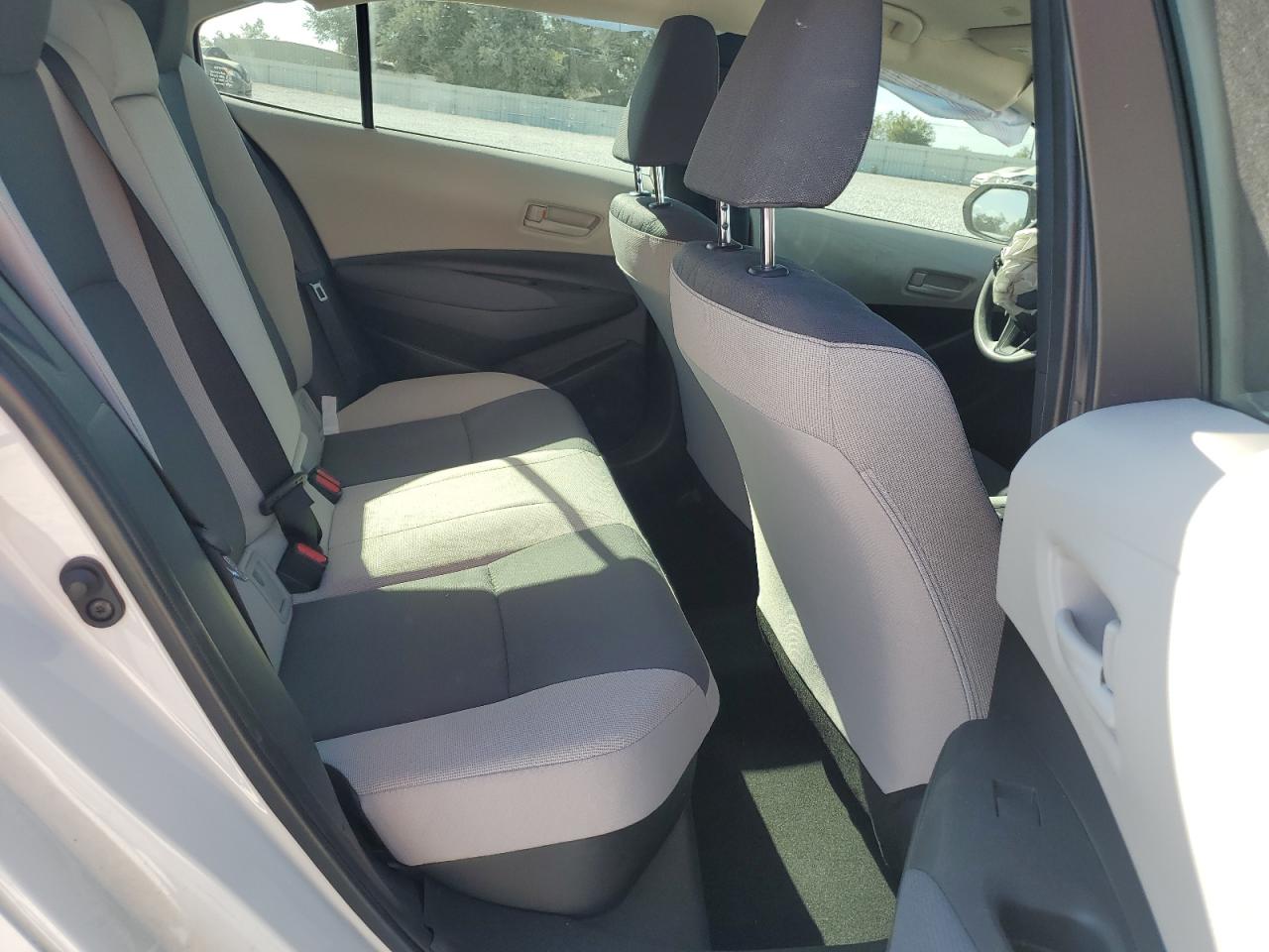 2024 TOYOTA COROLLA LE VIN:JTDBCMFE5R3039222