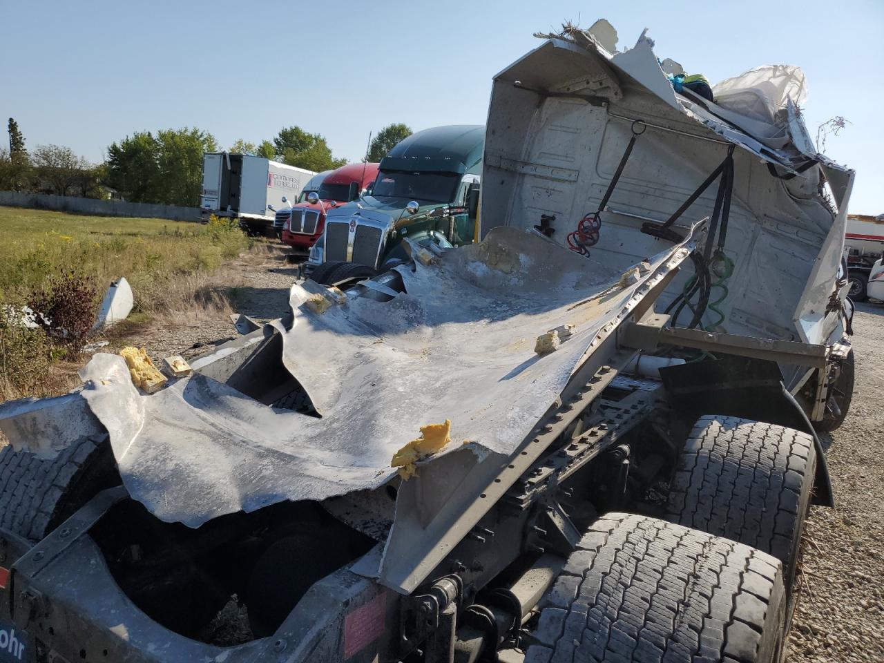 2024 VOLVO VNR  VIN:4V4WC9DHXRN627623